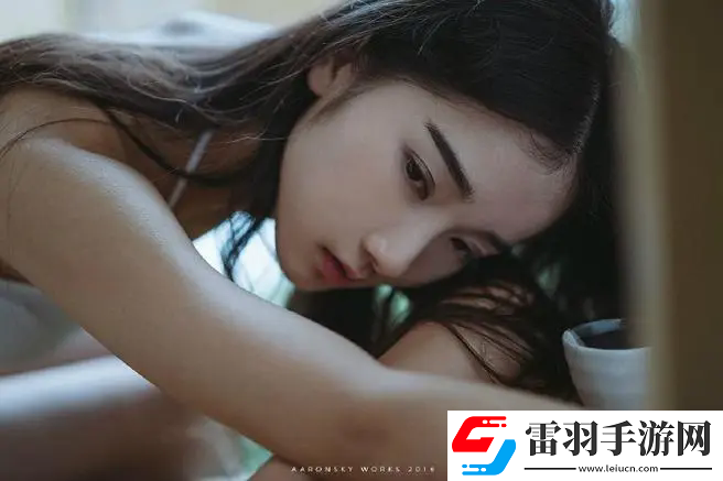 日產mv和歐美mv的區別：豐富多樣的視聽享受，風格對比與觀影體驗！